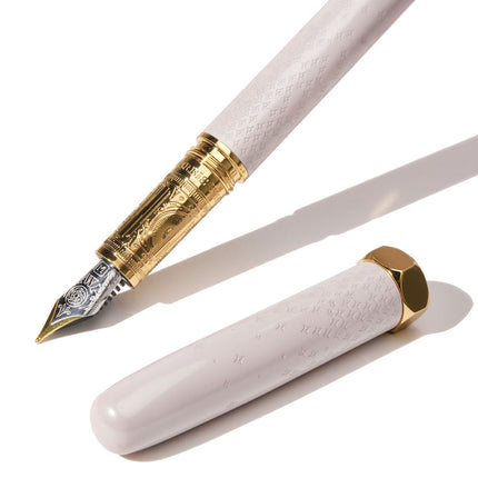 Ferris Wheel Press Fountain Pen Bijou - Sandcastle Clay