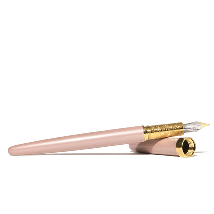 Ferris Wheel Press Fountain Pen Bijou - Bijou Huffin Puff Pink