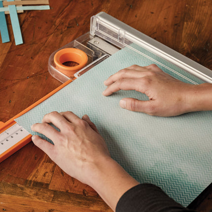 Fiskars Rotary Bypass Trimmer 30cm
