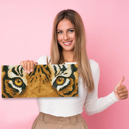 Diamond Dotz Diamond Kit - Tiger Spy