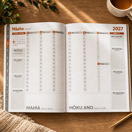 Tuhi Diary B5 - Week to View - Premium Mahere a Wiki Black & Gold - 2027