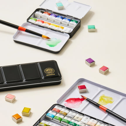 Mungyo Professional Watercolours - Half Pan - Set of 12